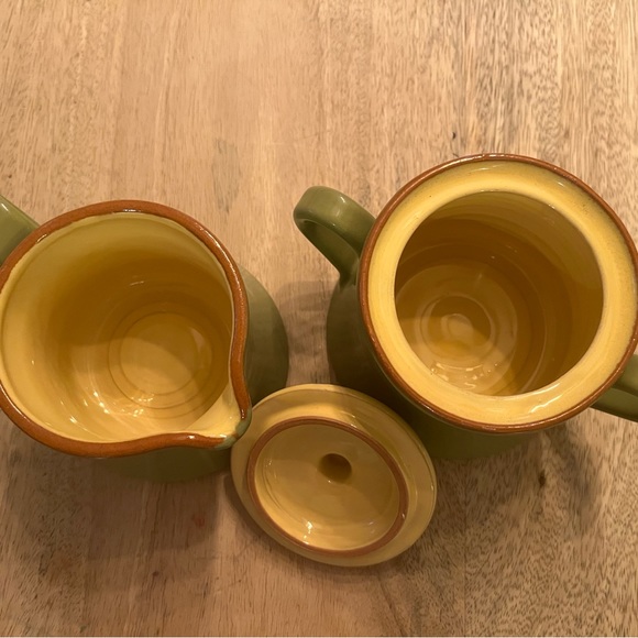 Vietri Italy Cucina Fresca cream and sugar set. - Picture 4 of 5